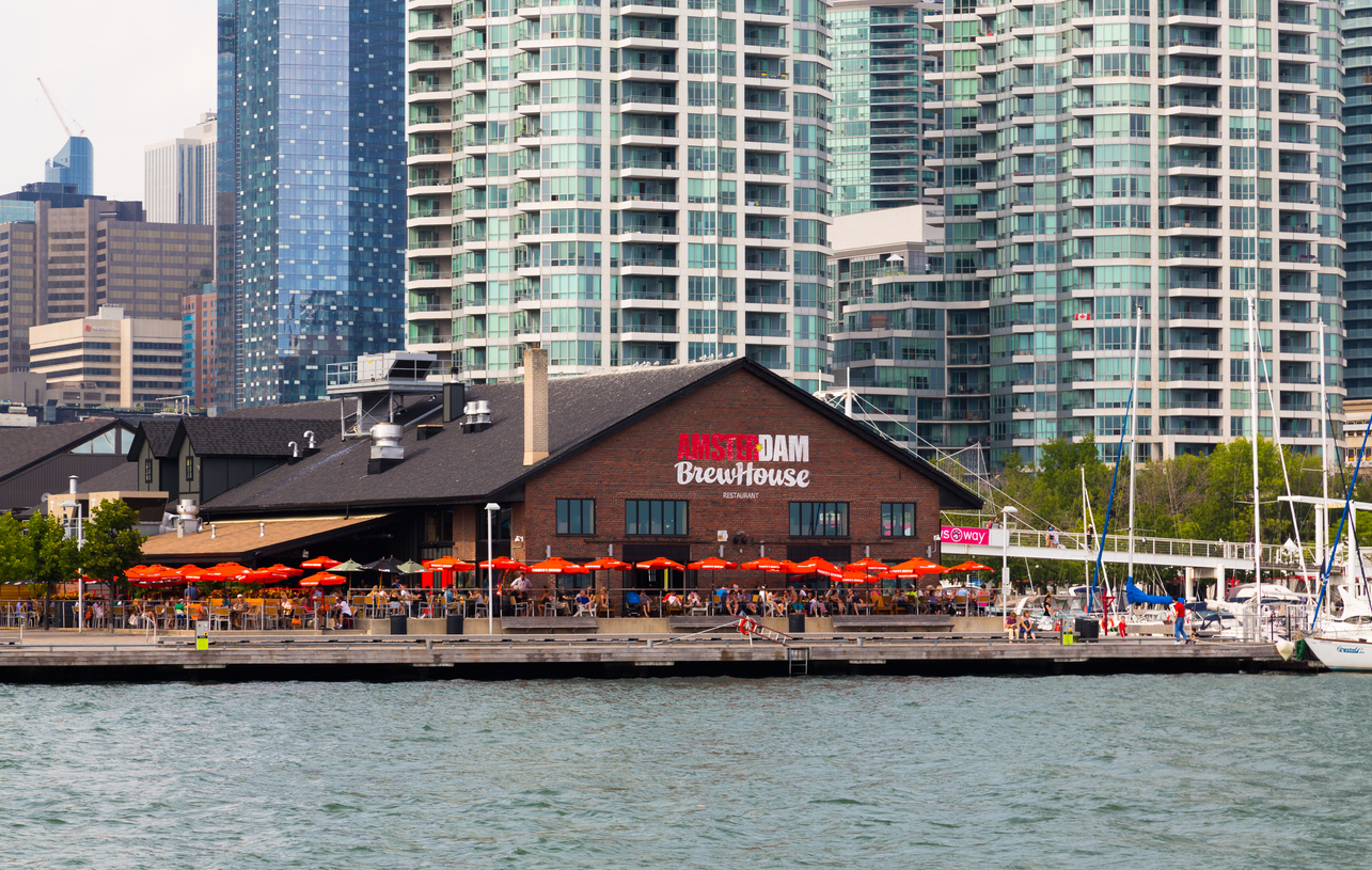 The outside of the Amsterdam Brewhouse Restaurant from Lake Ontario