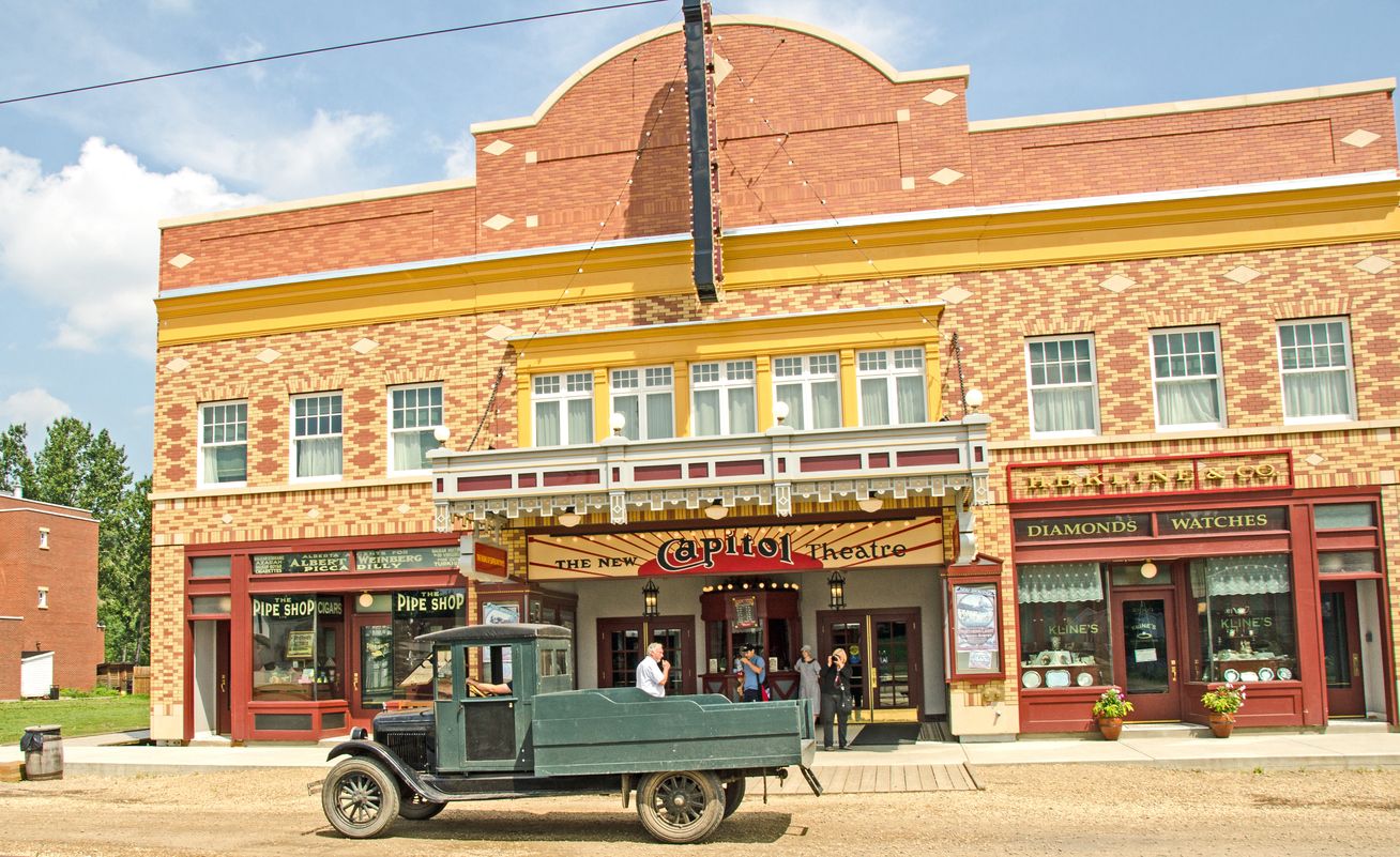 Year 1920 Street in Fort Edmonton