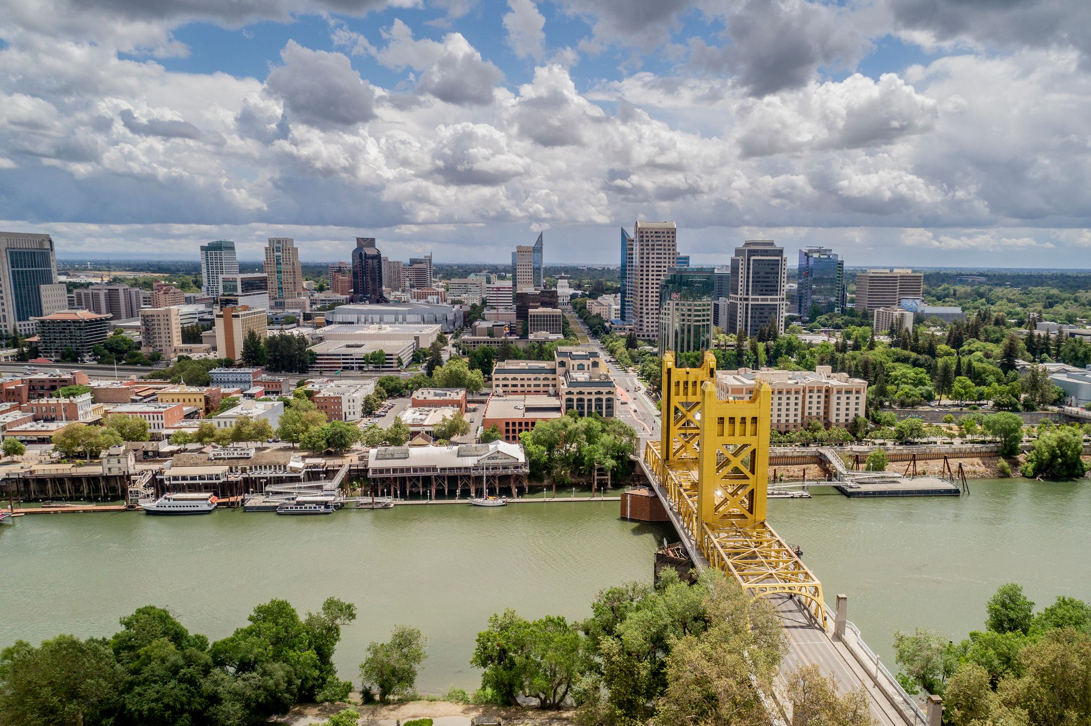 Aerial view photo of Sacramento's Tower Bridge and the Sacramento River