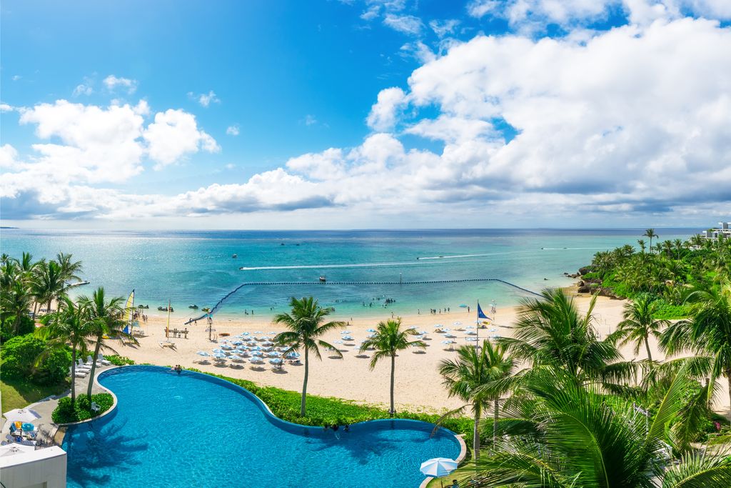 Tropical resort with lots of amenities