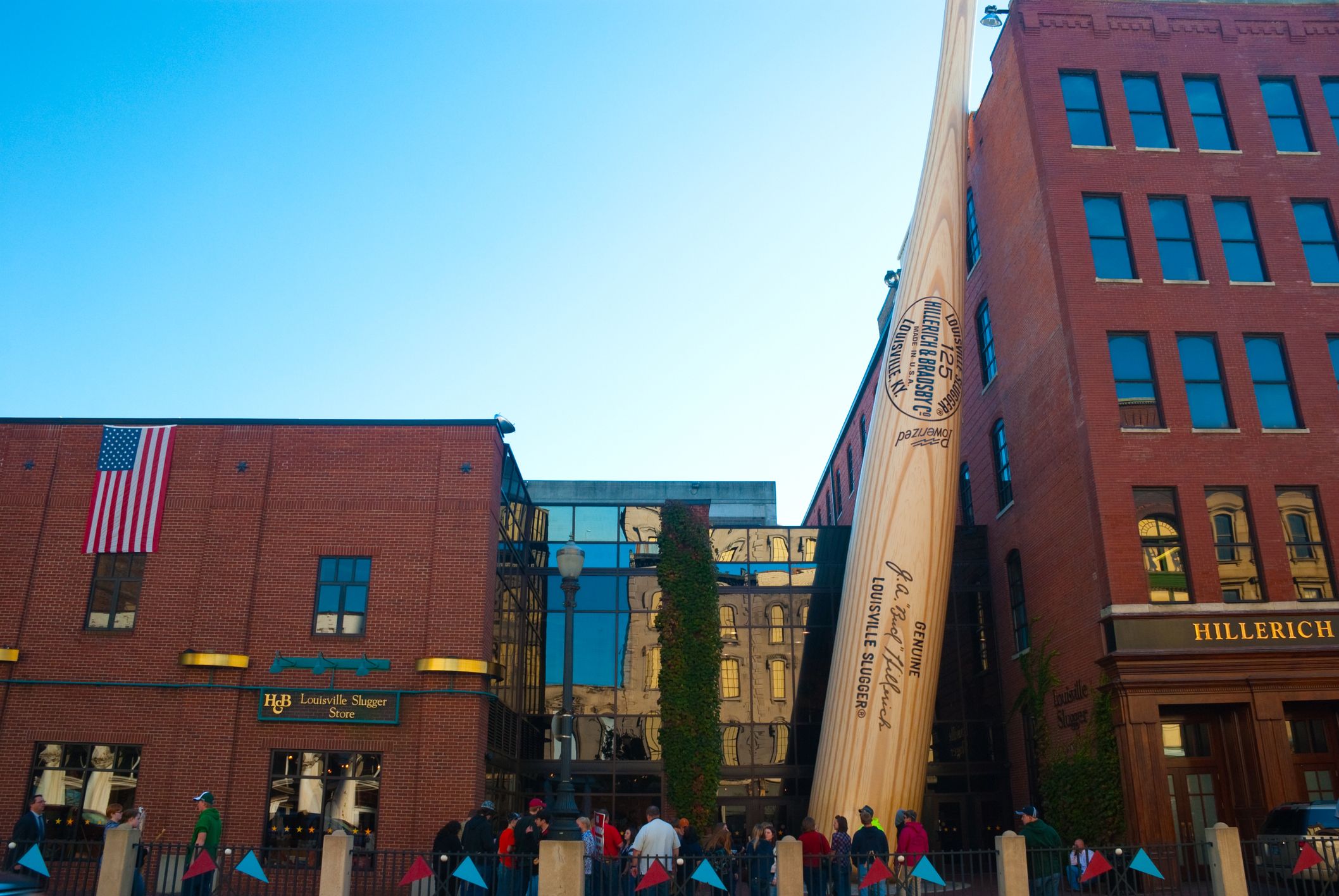 Louisville Slugger Museum & Factory