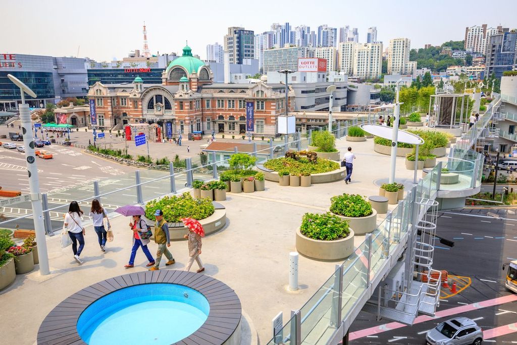 View of Seoullo 7017 which is the pedestrian road of the Seoul Station overpass in South Korea
