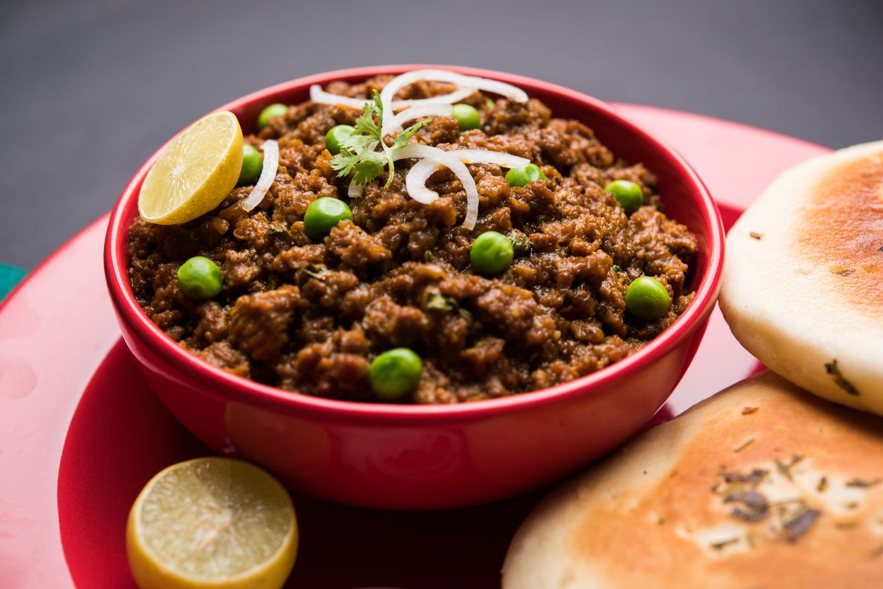 Indian Masala Kheema Pav