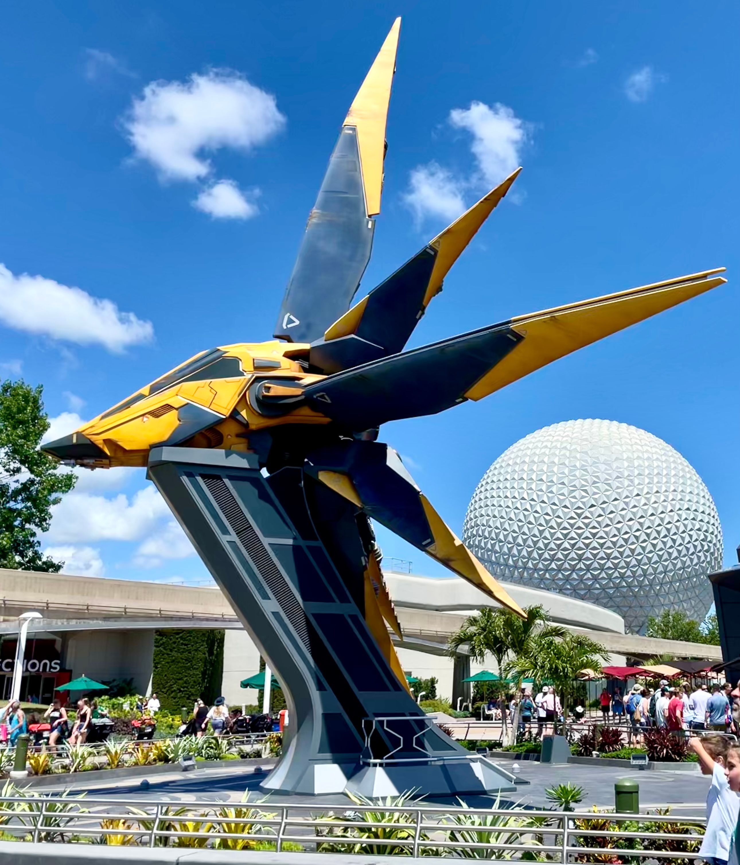 Star blaster Ship in EPCOT, Disney World
