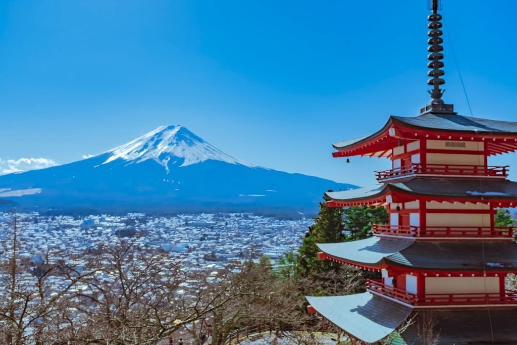 Mt. Fuji and Pagoda in the winter at Fujikawaguchiko
