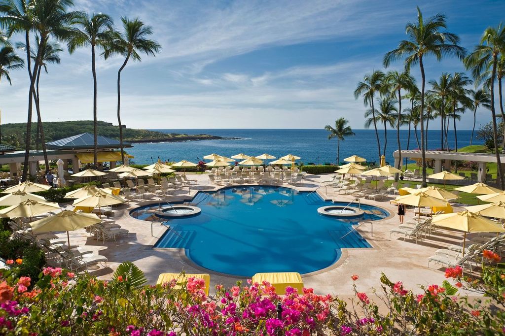 Luxury Resort on the Pacific Ocean, Hawaii Islands