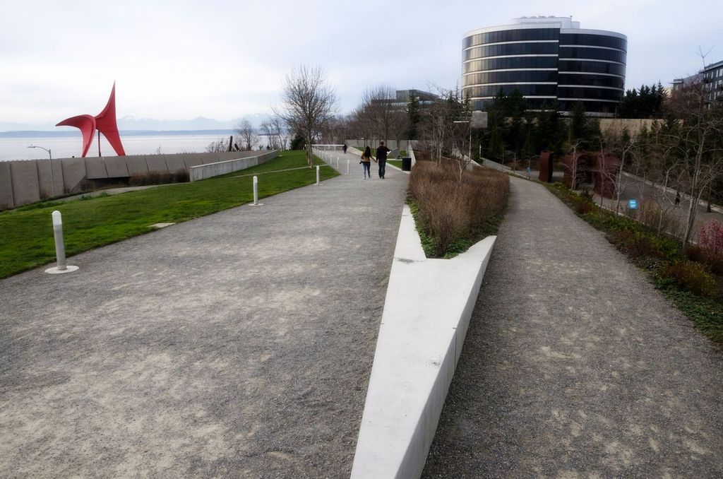 Couple at the Olympic Sculpture Park