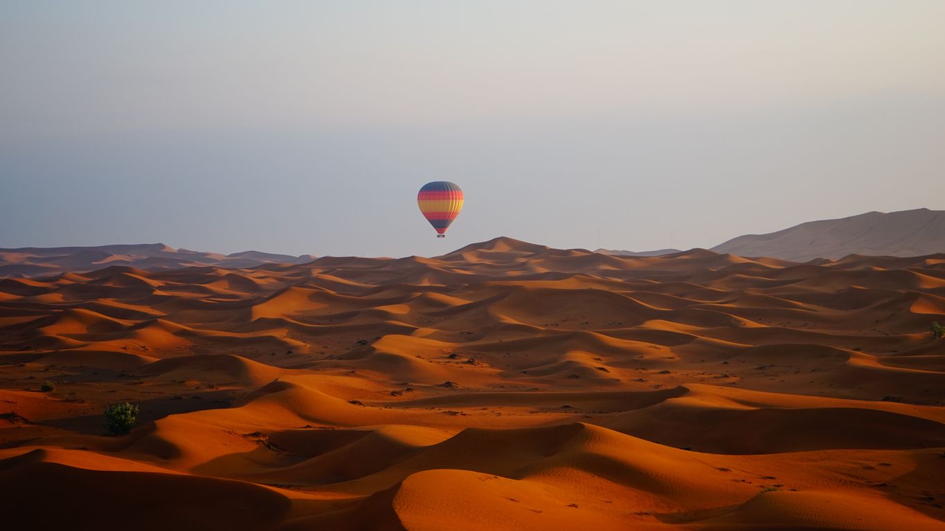 Hot air balloon over Dubai Desert
