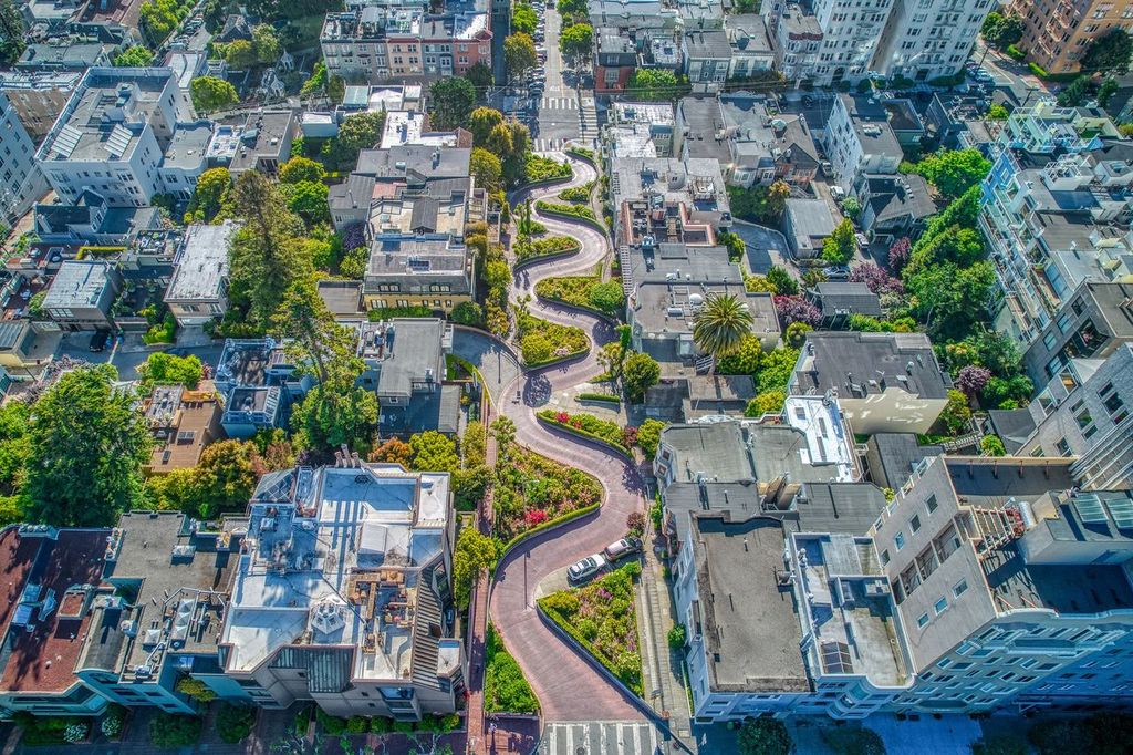 Aerial view of Lombard Street
