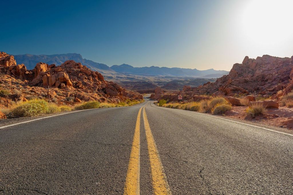 Valley of Fire road, Nevada, USA