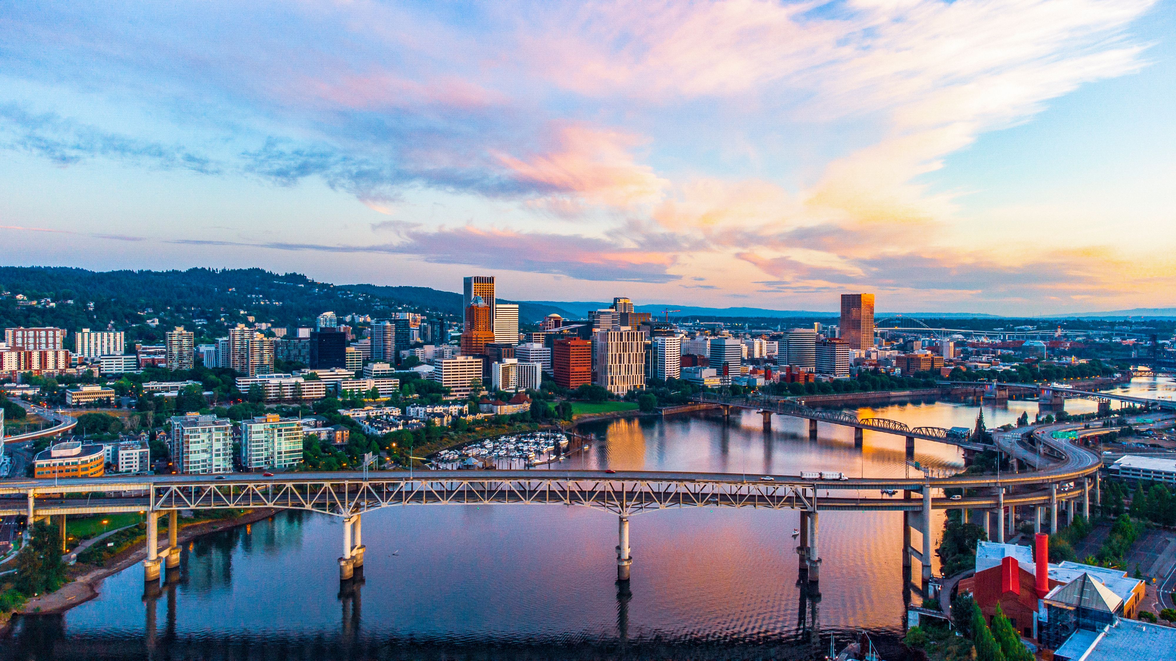 Sunrise at downtown Portland, Oregon