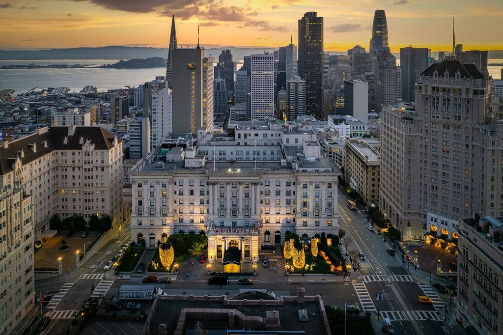 Aerial view of iconic Hotels at Nob Hill in San Francisco, California, USA