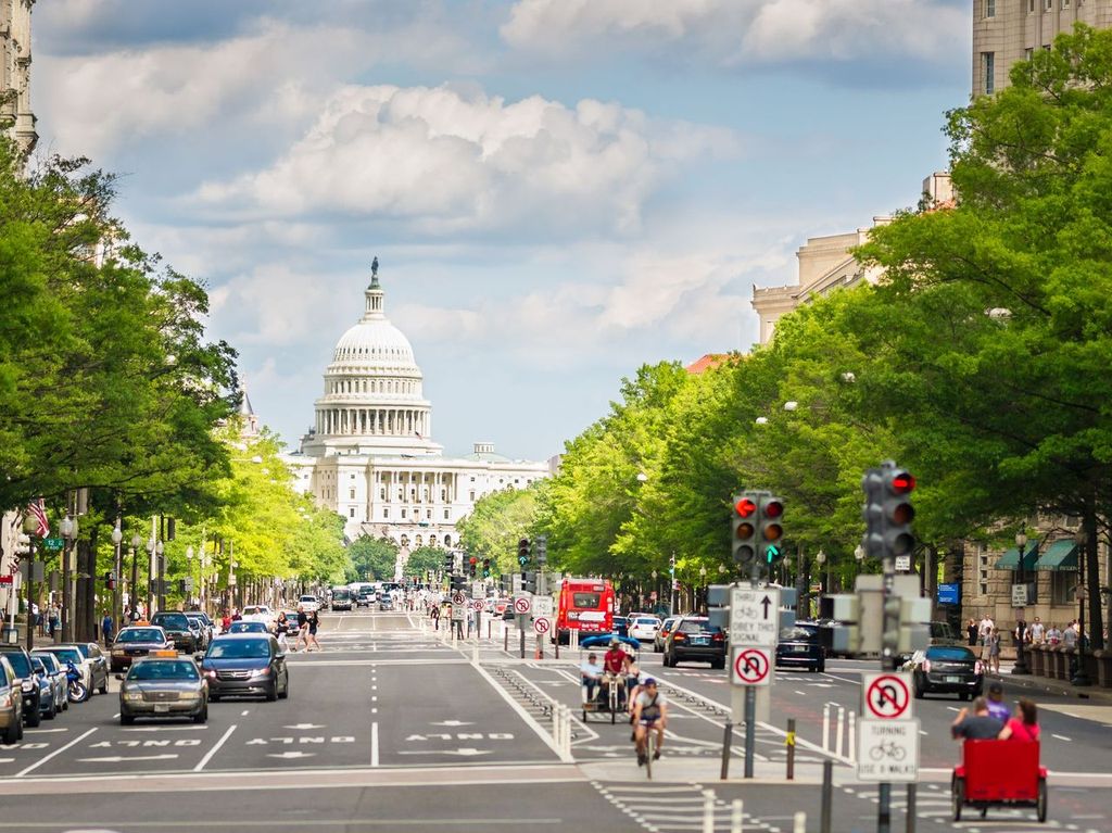 Pennsylvania Avenue and United States Capitol, Washington, D.C. USA.