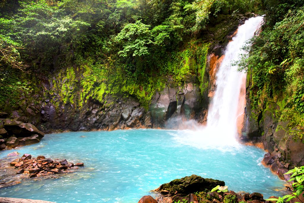 Turquoise water of Rio Celeste Waterfall in Costa Rica