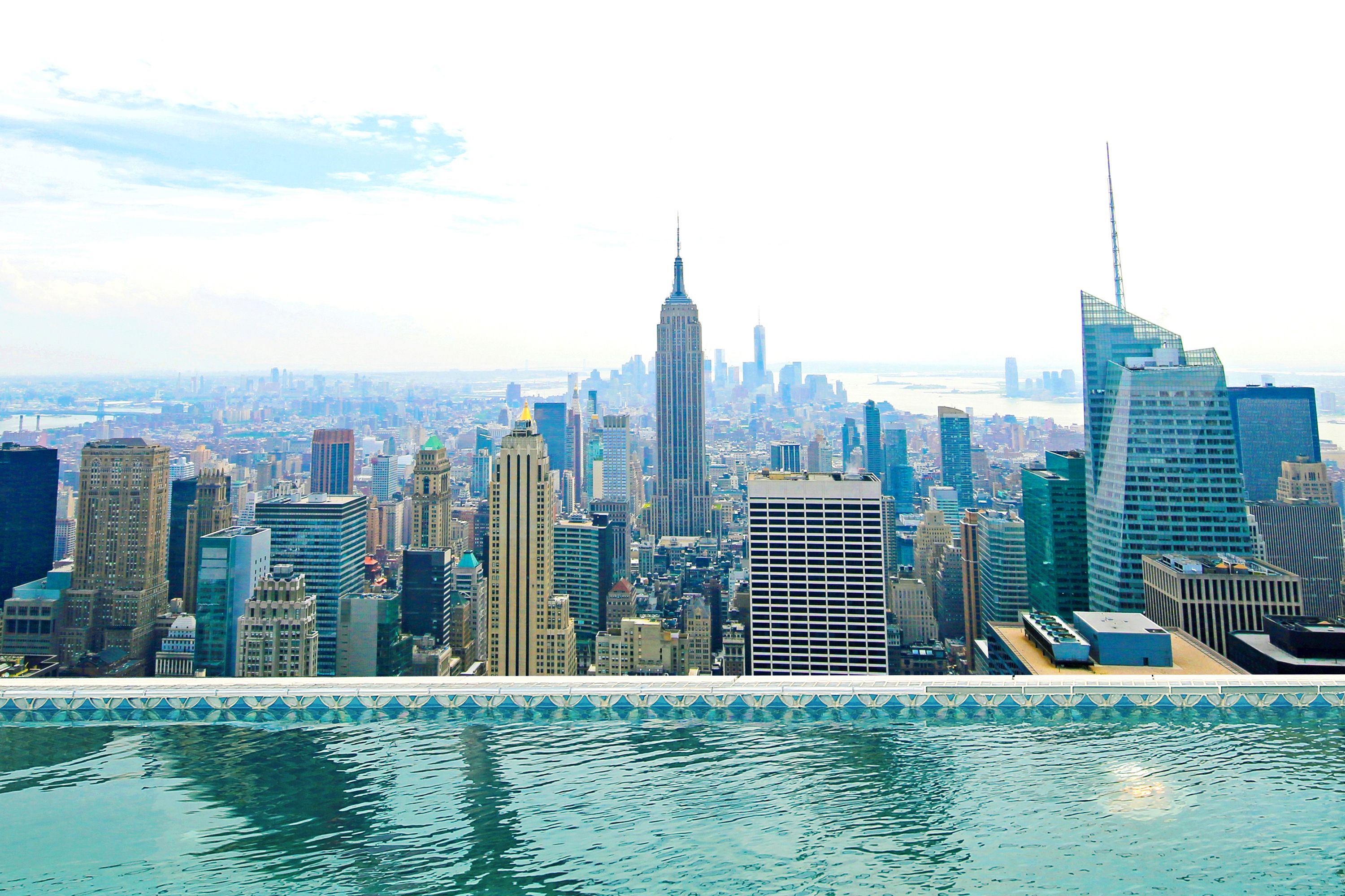 New York City Skyline Infinity Pool