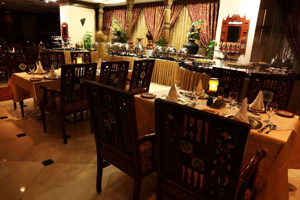 High-class restaurant with Desi Pakistani ambiance in an international chain of hotel in Karachi Pakistan