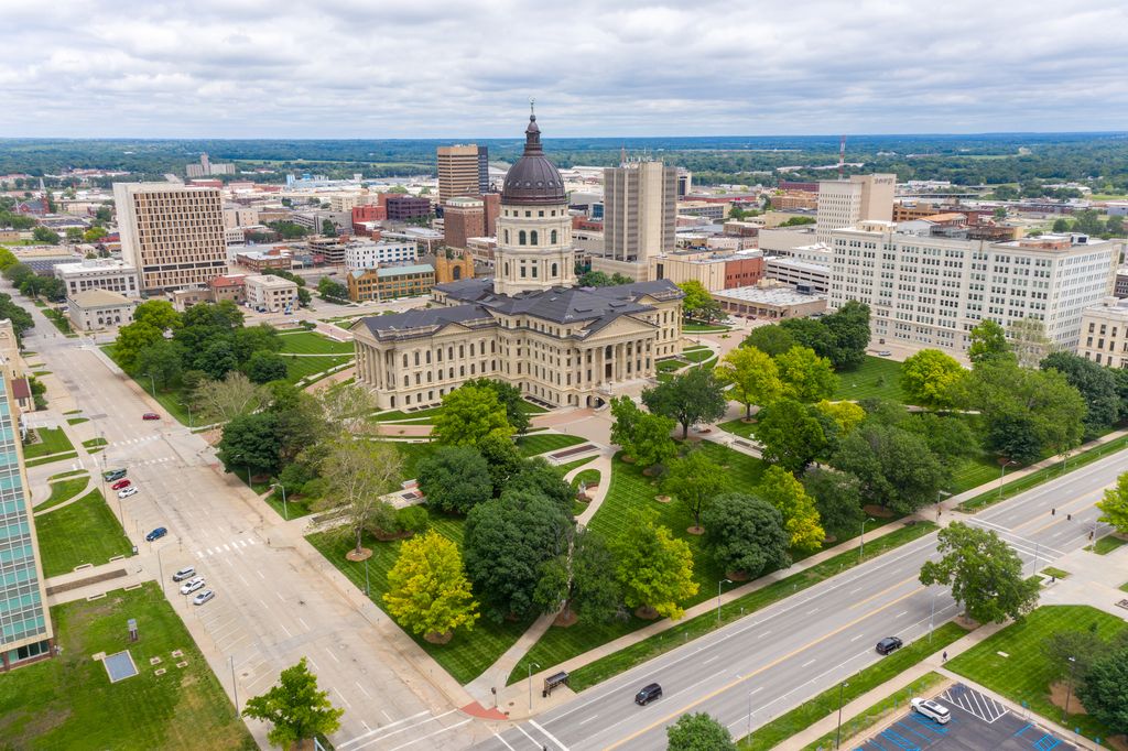 Aerial view of state capitol building in Topeka, Kansas