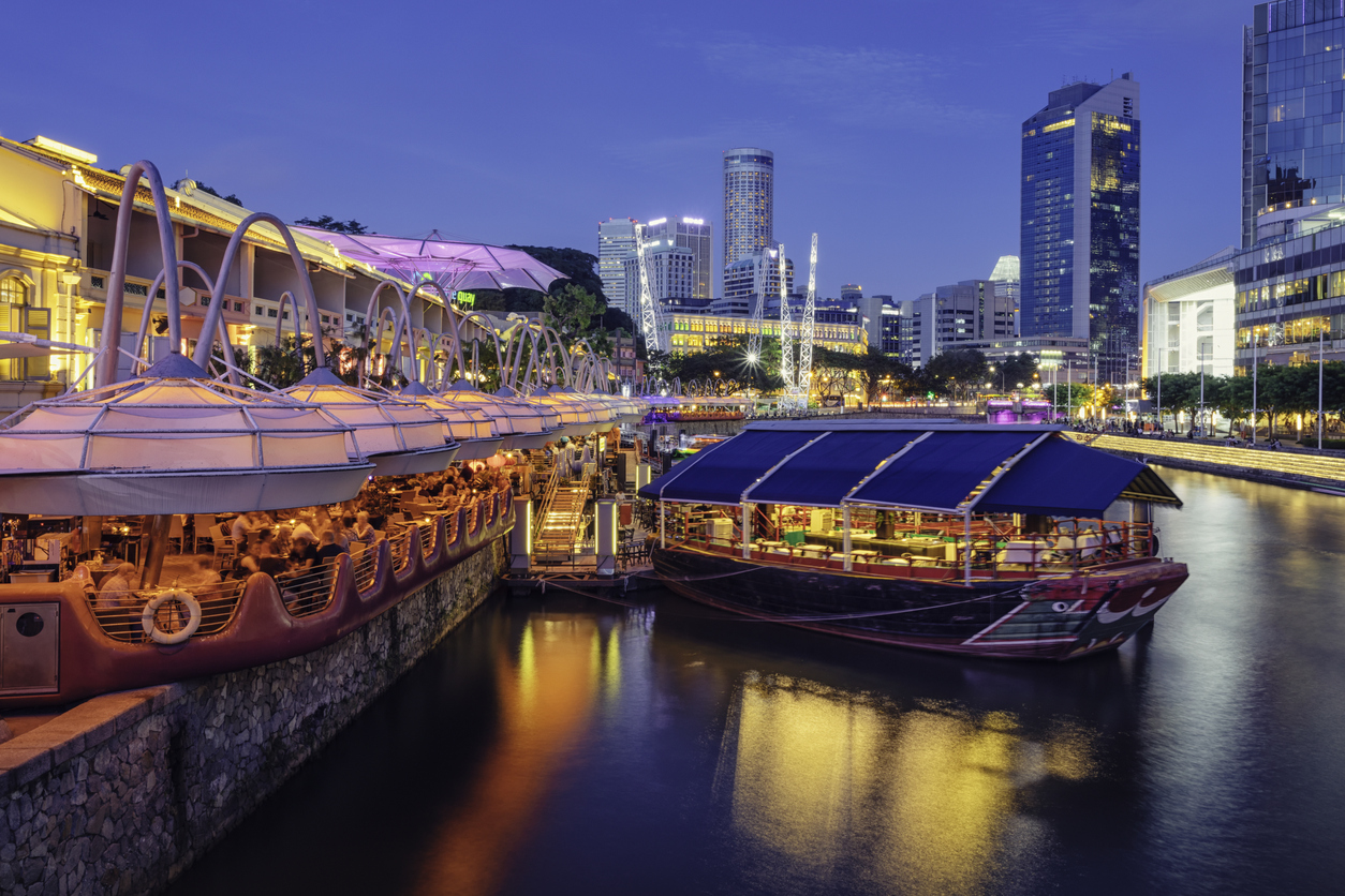 Evening at Clarke Quay, a historical quay popular for its nightlife with many restaurants and pubs.