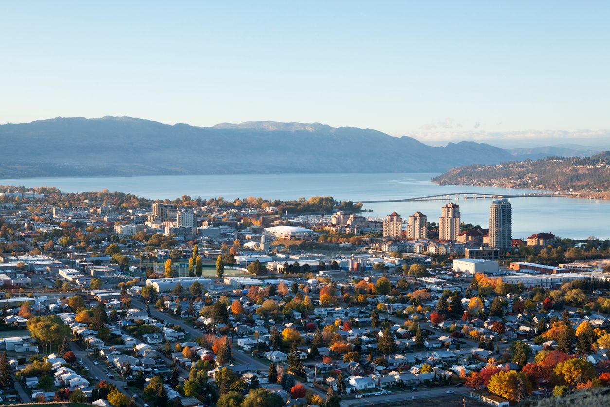 Kelowna British Columbia, Okanagan Knox Mountain early morning sunrise