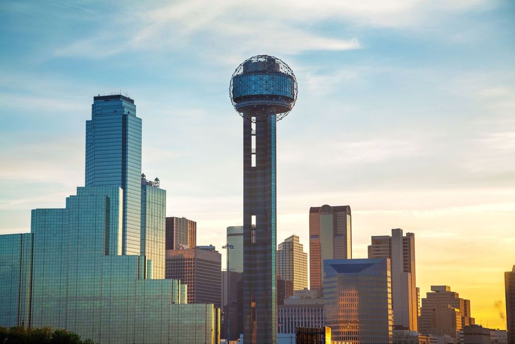 Dallas cityscape in the morning with Reunion Tower in focus.