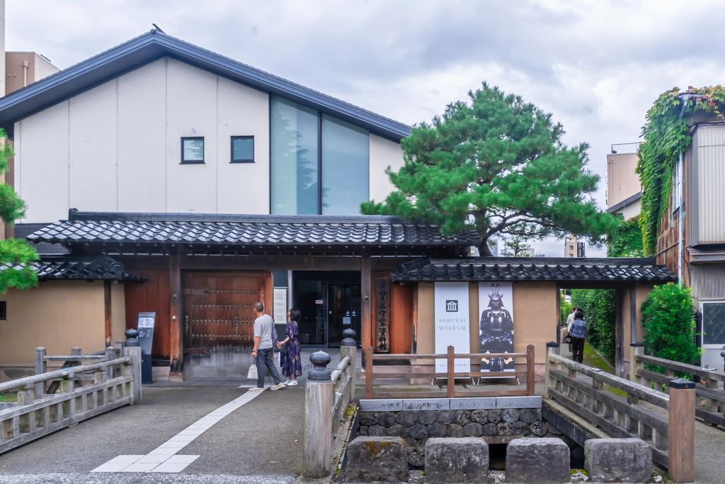 Tourists is traveling in the Samurai District in Kanazawa